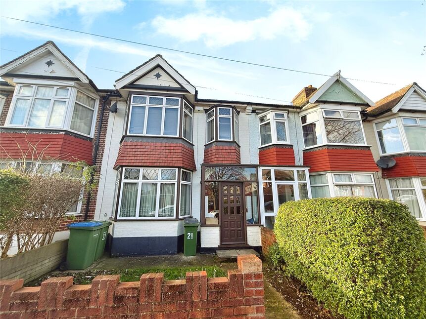 Main image of 3 bedroom Mid Terrace House for sale, Bendmore Avenue, London, SE2