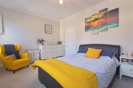 Camrose Street, 4 bedroom Mid Terrace House for sale, £600,000