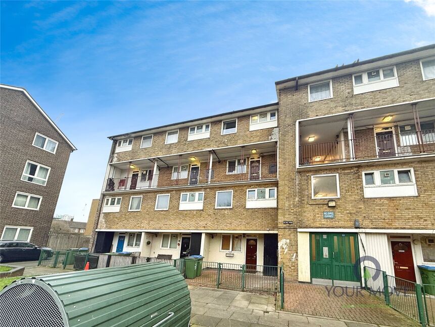 Main image of 4 bedroom  Flat for sale, Sewell Road, London, SE2