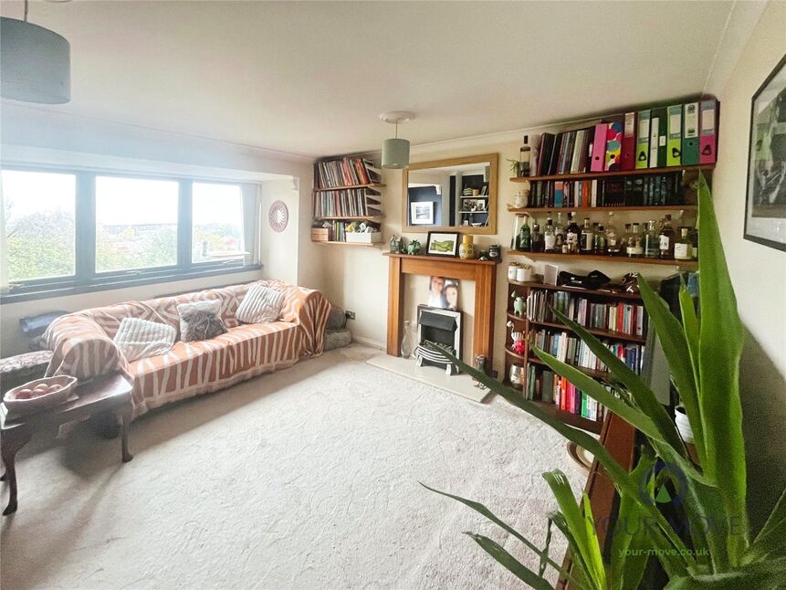 Main image of 2 bedroom  Flat for sale, Cantwell Road, London, SE18