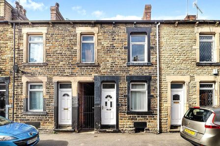 Farrar Street, 2 bedroom Mid Terrace House to rent, £795 pcm