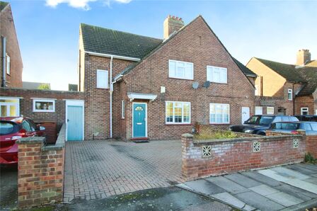 Harrowden Road, 3 bedroom Semi Detached House for sale, £340,000