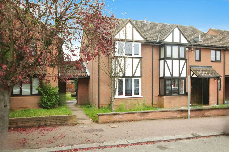 Main image of 2 bedroom End Terrace House for sale, Hurst Grove, Bedford, Bedfordshire, MK40