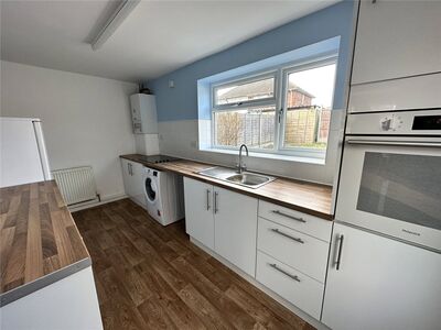 2 bedroom End Terrace House to rent