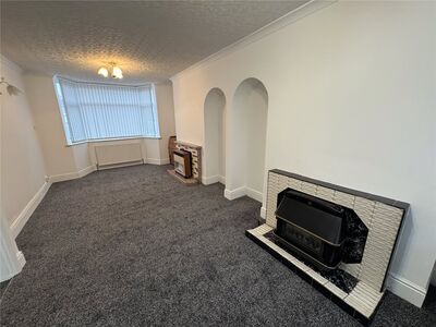 3 bedroom End Terrace House to rent