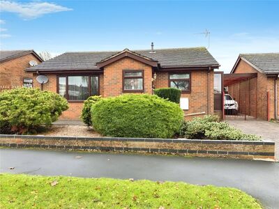 Drayton Road, 2 bedroom Detached Bungalow for sale, £240,000