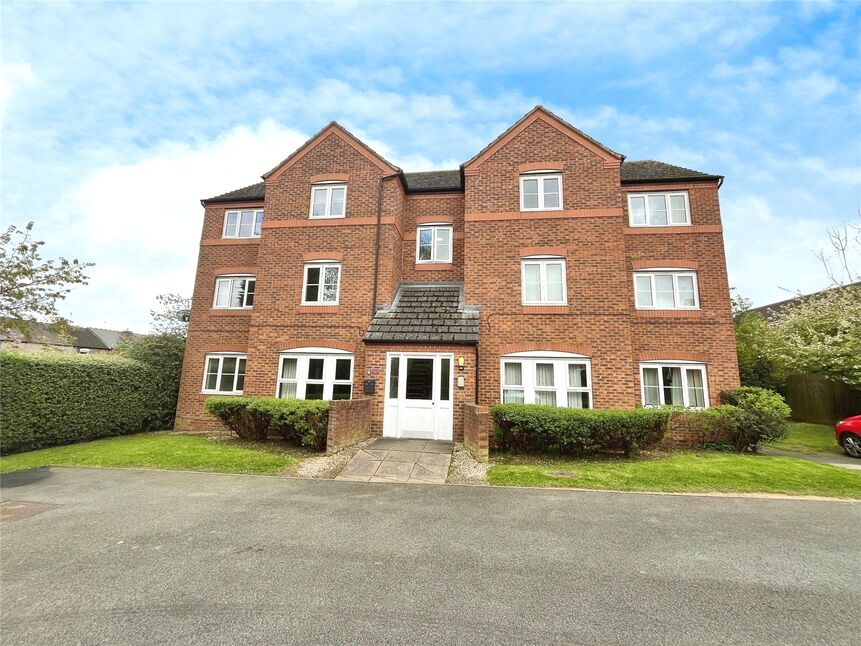 Main image of 3 bedroom  Flat to rent, Brick Kiln Way, Bedworth, Warwickshire, CV12