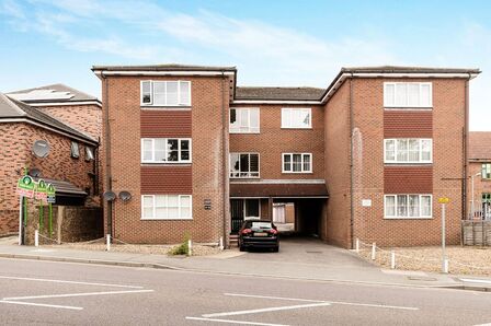 Watling Street, 1 bedroom  Flat to rent, £1,200 pcm