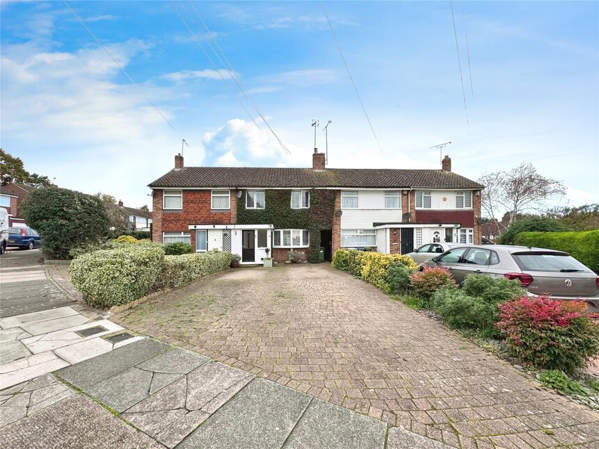 Main image of 3 bedroom Mid Terrace House for sale, Taunton Close, Bexleyheath, DA7