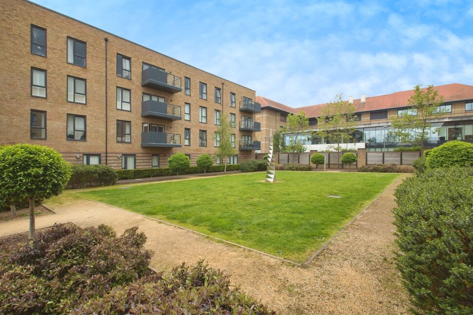 Main image of 1 bedroom  Flat for sale, Sterling Road, Bexleyheath, DA7