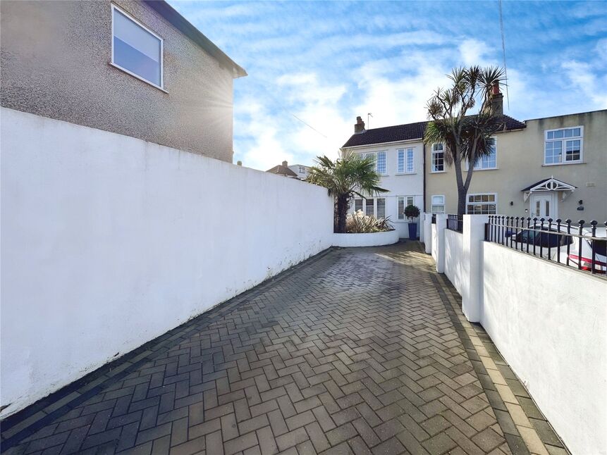 Main image of 3 bedroom Semi Detached House for sale, Bedonwell Road, Bexleyheath, DA7