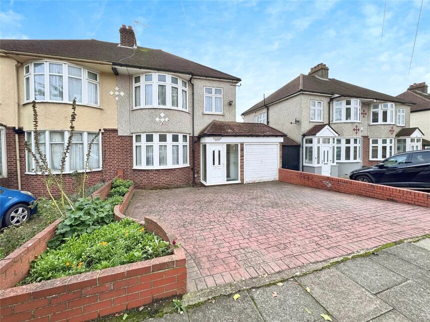 Main image of 3 bedroom Semi Detached House for sale, Latham Road, Bexleyheath, DA6