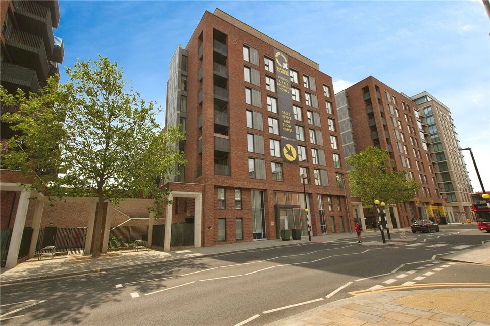 Main image of 1 bedroom  Flat for sale, Regal Walk, Bexleyheath, DA6