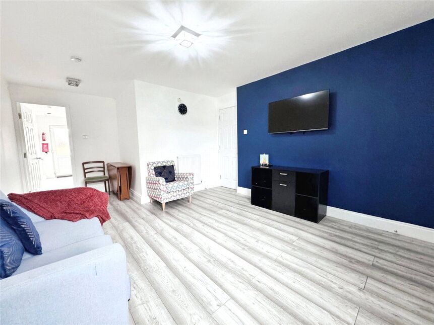 1 bedroom  Flat for sale