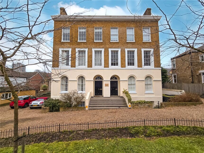 Main image of 1 bedroom  Flat for sale, Woodhill Court Woodhill, London, SE18