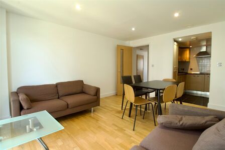 Mast Quay, 2 bedroom  Flat to rent, £1,950 pcm