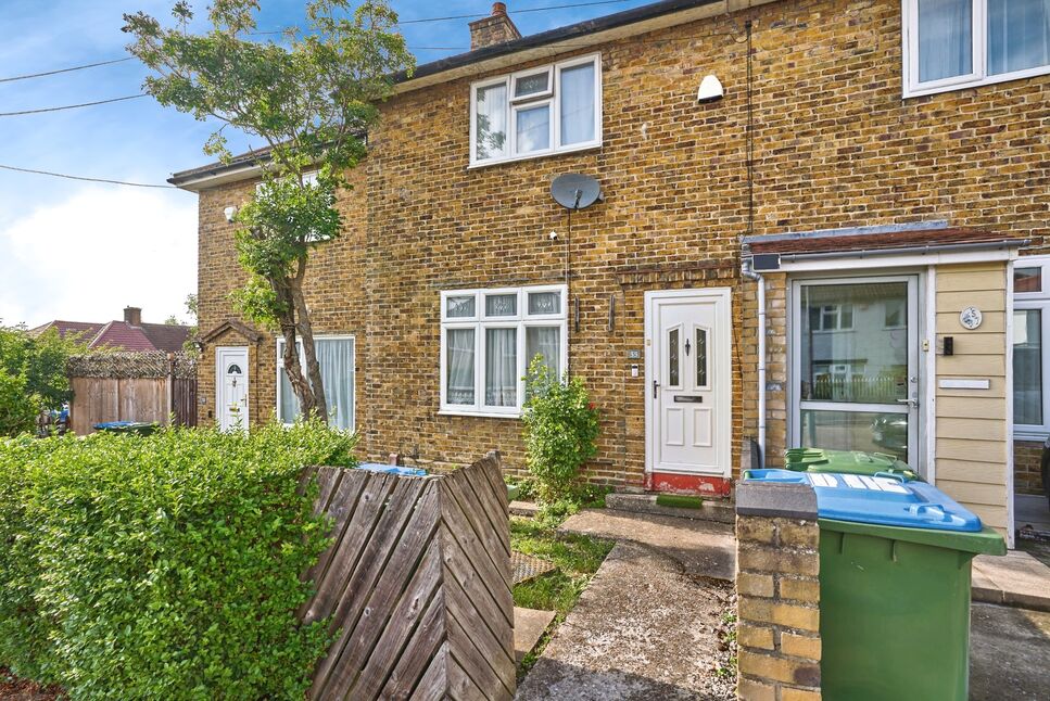 Main image of 2 bedroom Mid Terrace House for sale, Bournbrook Road, London, SE3