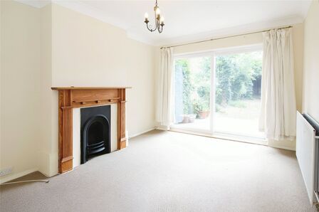 2 bedroom  Flat to rent