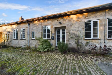 Main Street, 1 bedroom Mid Terrace Bungalow to rent, £975 pcm