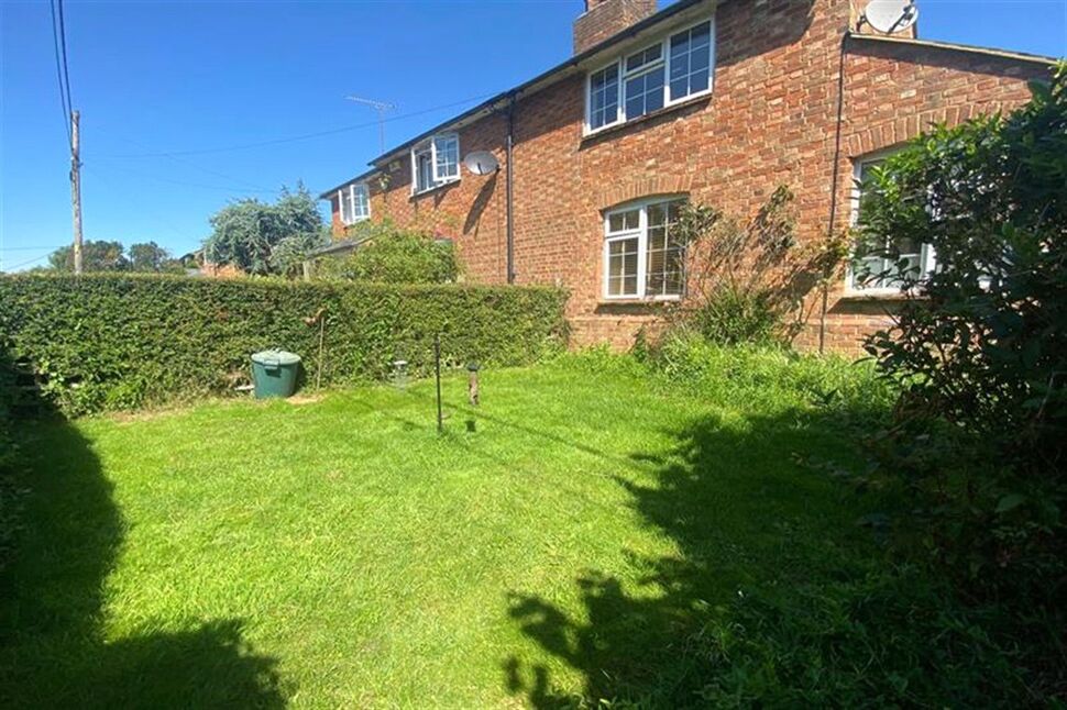 2 bedroom Semi Detached House to rent