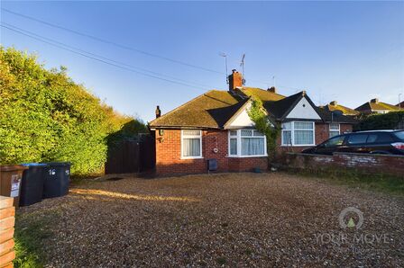 Parkfield Crescent, 4 bedroom Semi Detached Bungalow to rent, £1,300 pcm