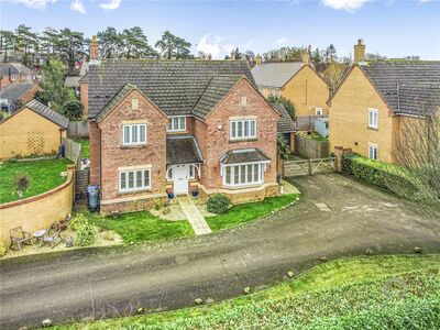 North Meadow View, 5 bedroom Detached House for sale, £699,995