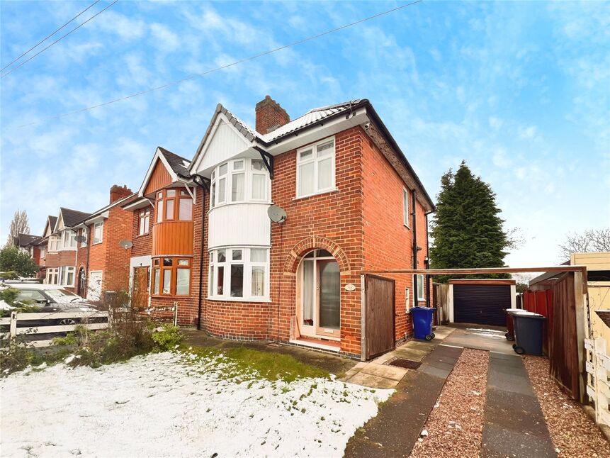 Main image of 3 bedroom Semi Detached House for sale, Mead Walk, Burton-on-Trent, Staffordshire, DE15