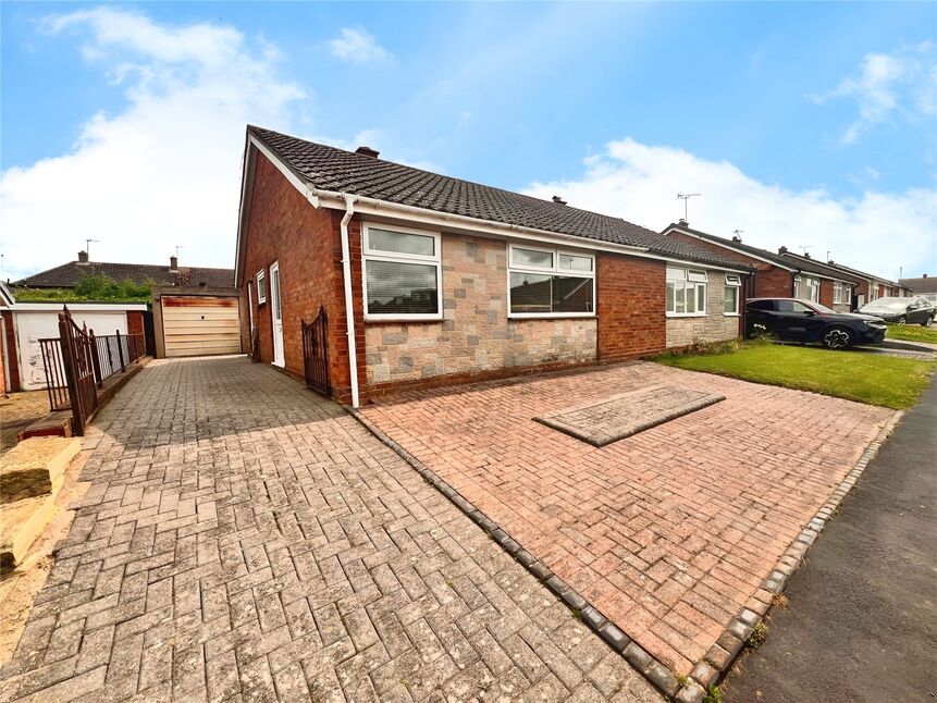 Main image of 2 bedroom Semi Detached Bungalow for sale, Henhurst Ridge, Burton-on-Trent, Staffordshire, DE13