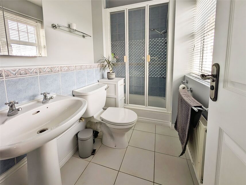 En-Suite Shower WC