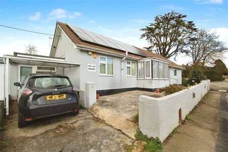 School Road, 3 bedroom Link Detached Bungalow for sale, £349,950