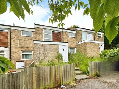 Long Meadow Way, 4 bedroom Mid Terrace House to rent, £1,650 pcm