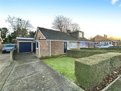 4 bedroom Semi Detached Bungalow for sale