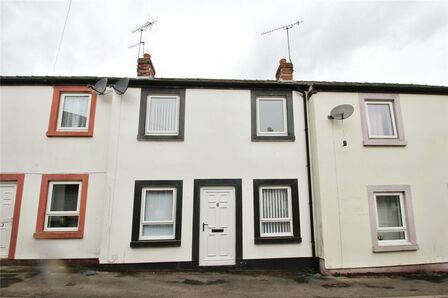 1 bedroom Mid Terrace House for sale