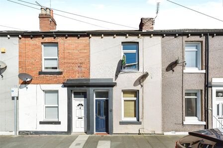 2 bedroom Mid Terrace House to rent