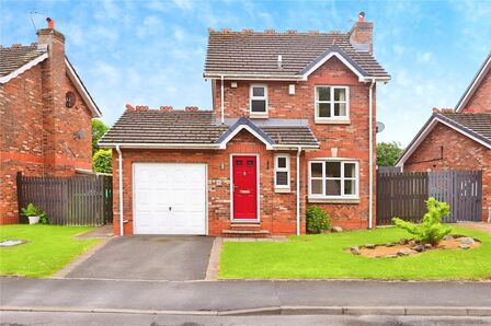Larch Drive, 3 bedroom Detached House for sale, £290,000