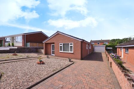 Atholl Grove, 4 bedroom Detached Bungalow for sale, £260,000