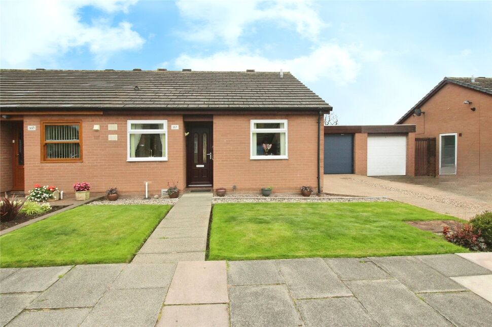 2 bedroom Semi Detached Bungalow for sale