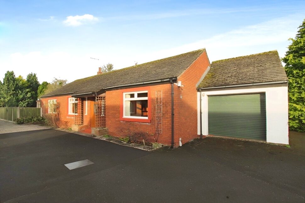 2 bedroom Detached Bungalow for sale