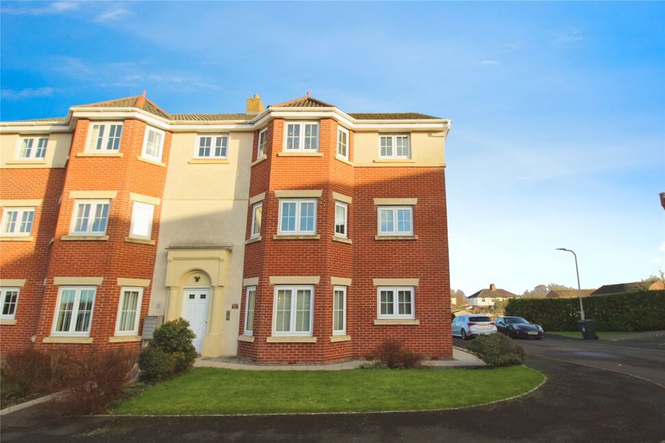 Main image of 2 bedroom  Flat for sale, Lowry Gardens, Carlisle, Cumbria, CA3