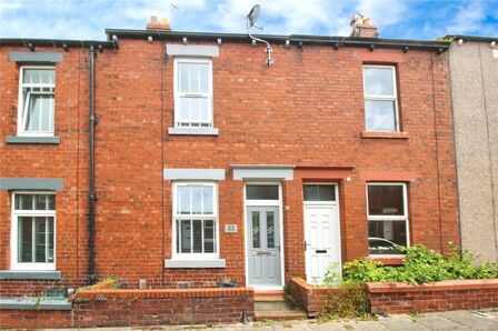 2 bedroom Mid Terrace House to rent