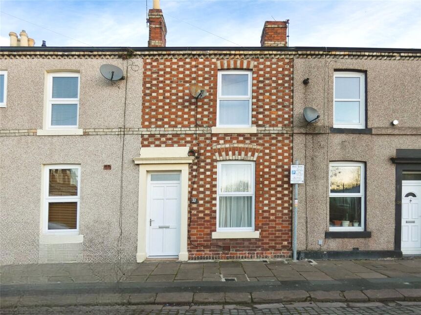 2 bedroom Mid Terrace House for sale