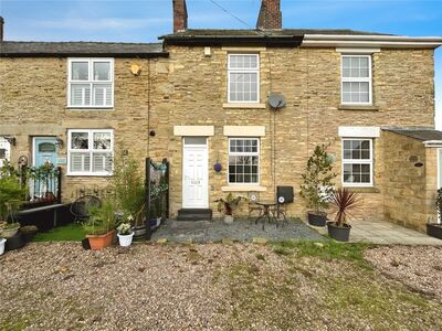 Wentworth Road, 3 bedroom Mid Terrace House to rent, £950 pcm