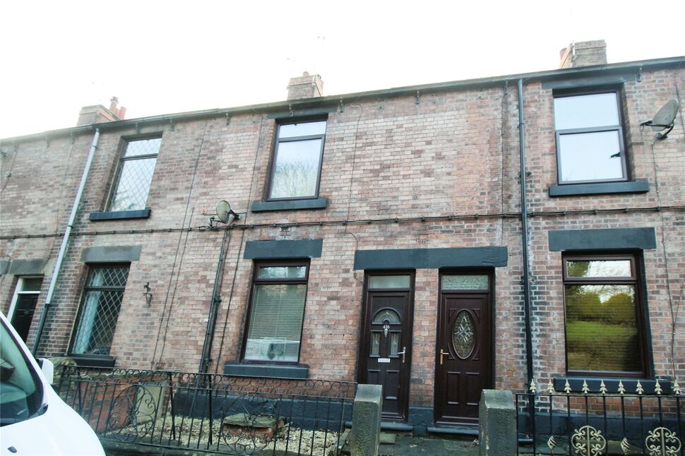 2 bedroom Mid Terrace House for sale