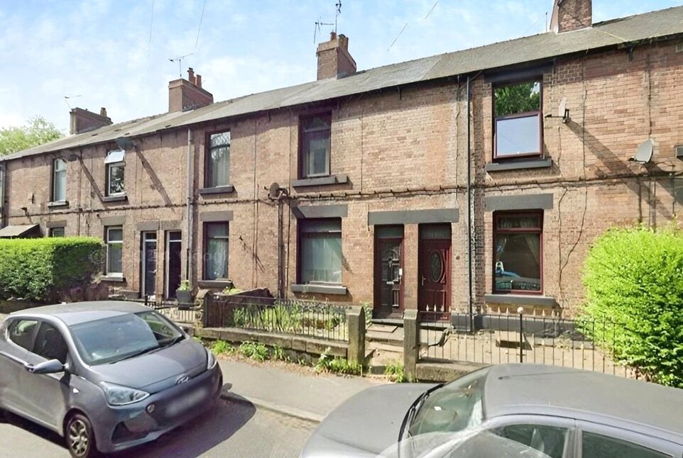 Main image of 2 bedroom Mid Terrace House for sale, Cowley Lane, Chapeltown, South Yorkshire, S35