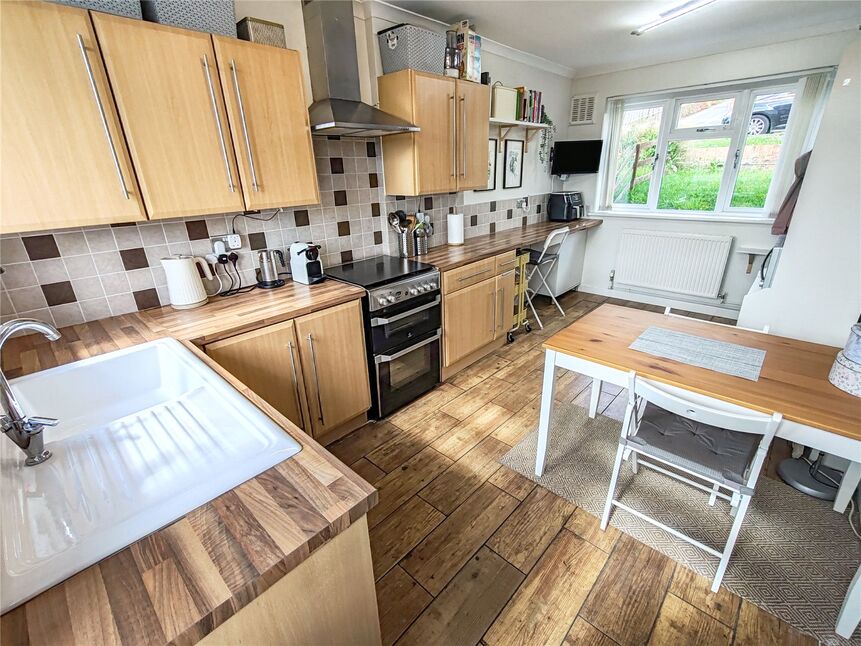 Kitchen / Breakfast Room