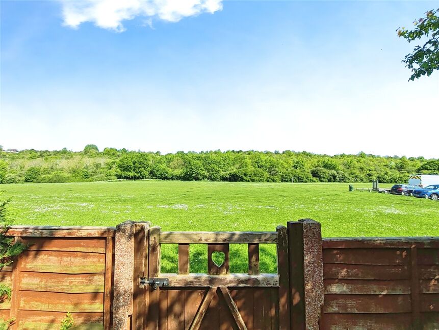 Main image of 3 bedroom Mid Terrace House for sale, Ironside Close, Chatham, Medway, ME5