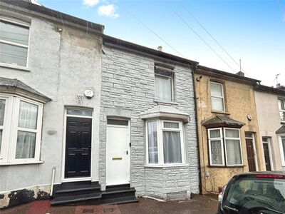 2 bedroom Mid Terrace House for sale