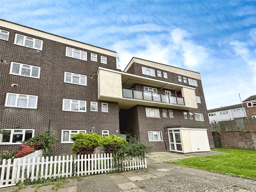 Main image of 3 bedroom  Flat for sale, Oakum Court, Shipwrights Avenue, Kent, ME4