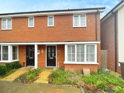 3 bedroom Semi Detached House to rent