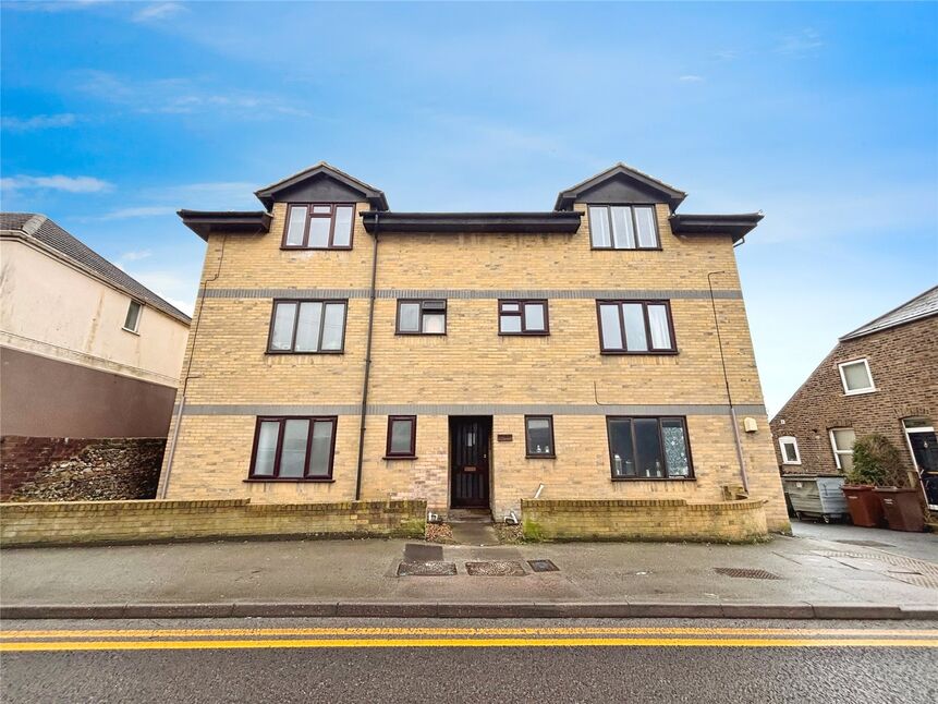 Main image of 1 bedroom  Flat for sale, Chatham Hill, Chatham, Kent, ME5